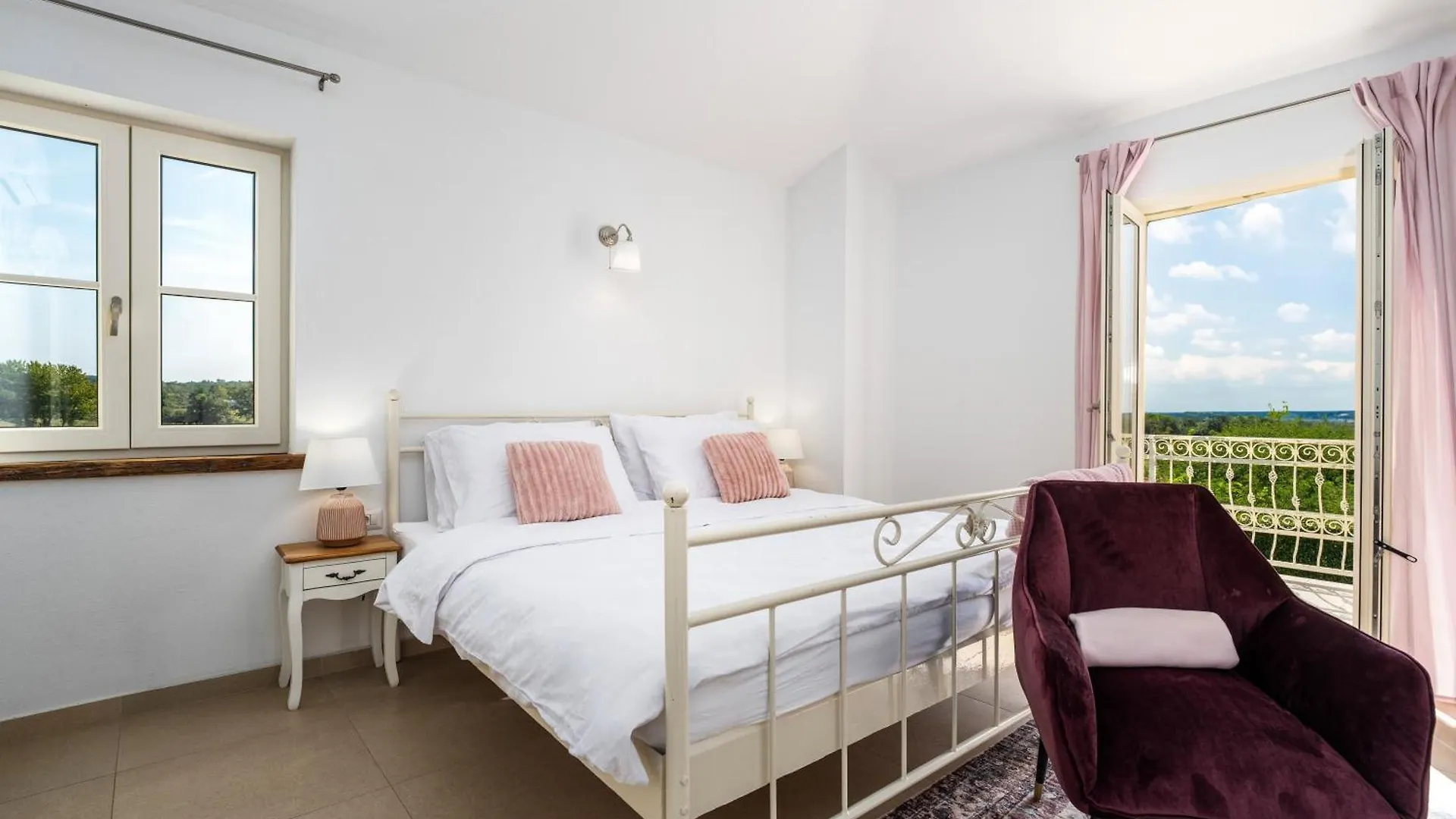 Haustierfreundliche Villa Bincila Mit Pool Kastelir