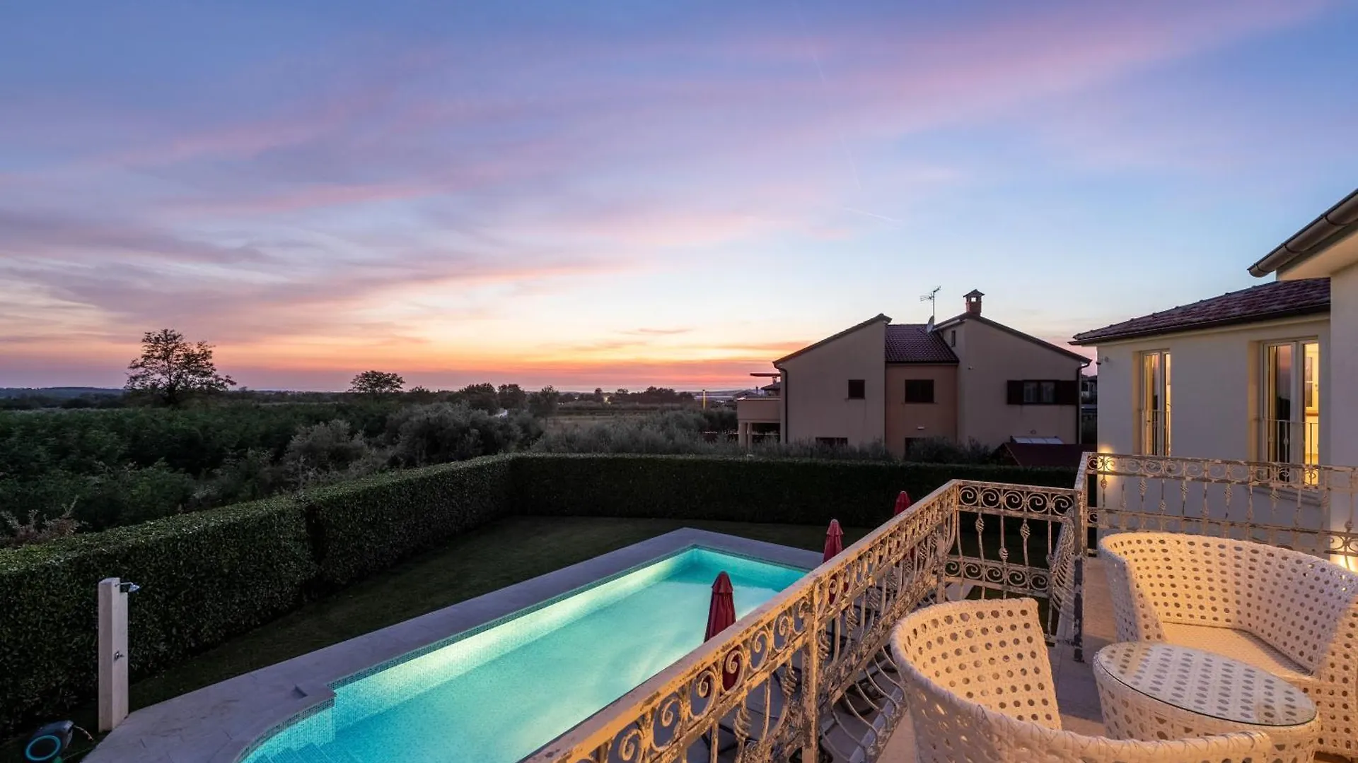 Haustierfreundliche Villa Bincila Mit Pool Kastelir Holiday home